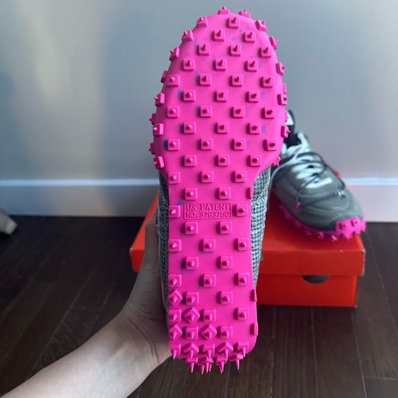 Off-White x Wmns Waffle Racer 'Fuchsia - Picture 4 of 7
